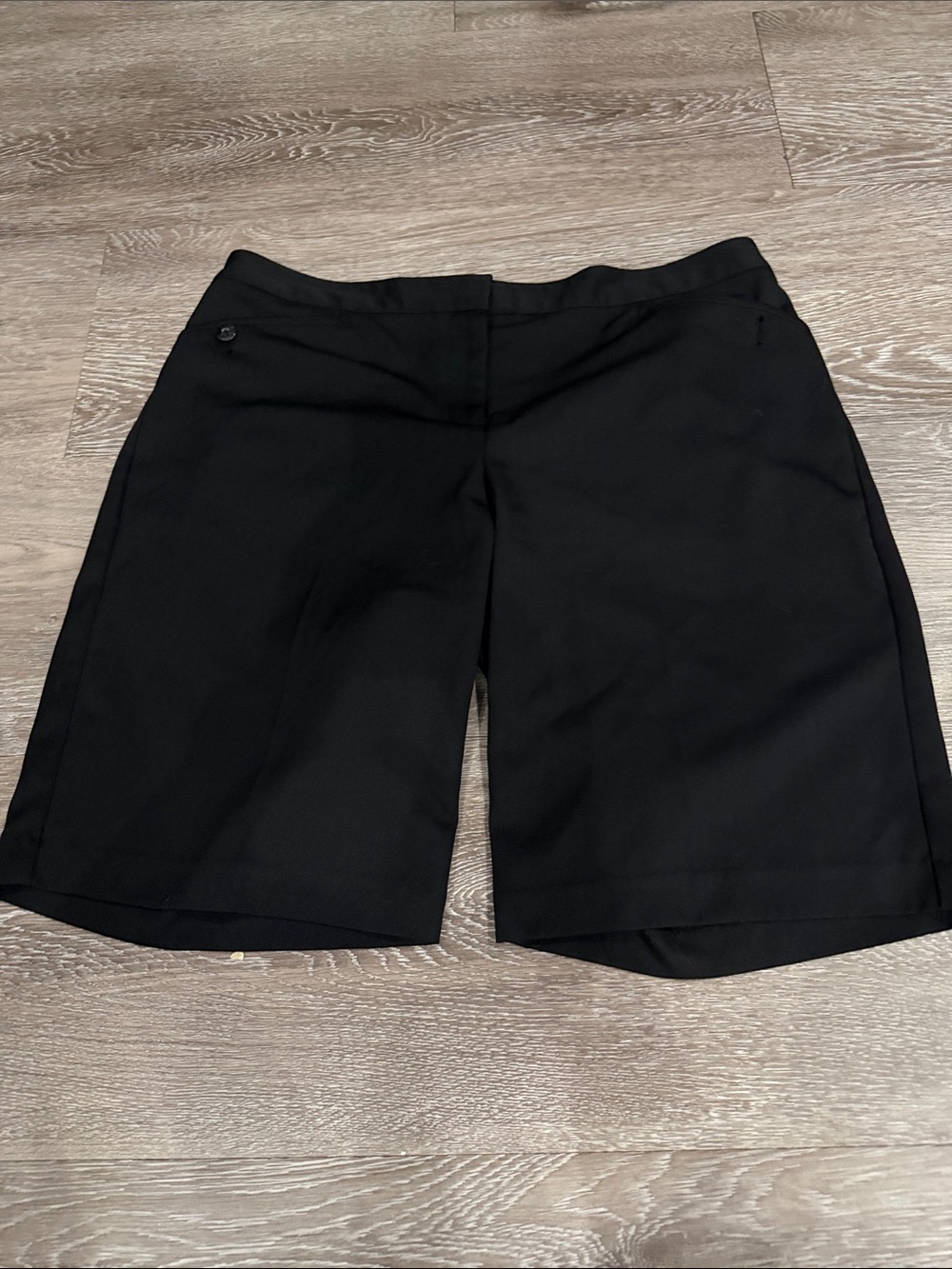 Izod Black Women's Tailored Bermuda Shorts